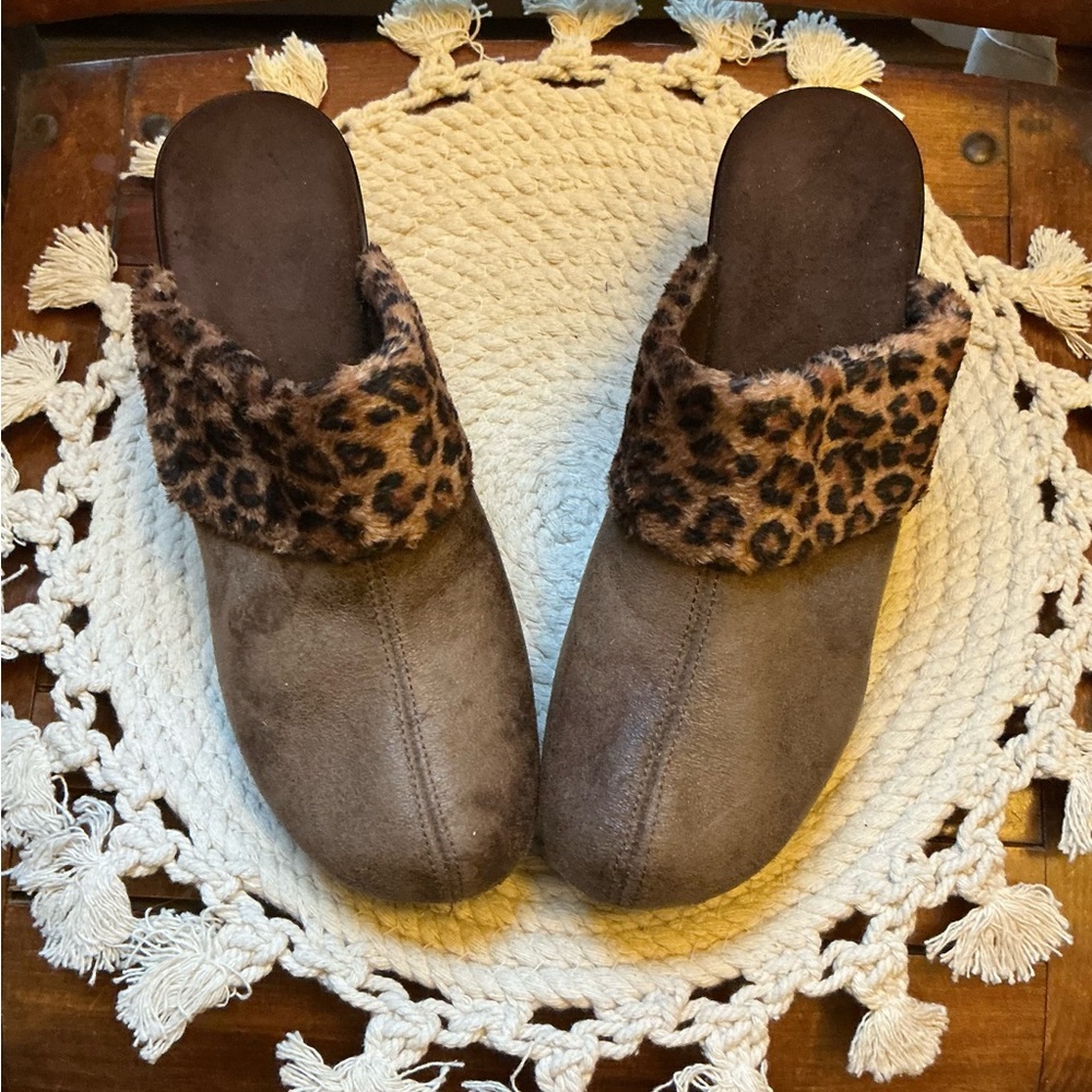 Leopard Faux Fur Lined Tan Mules
